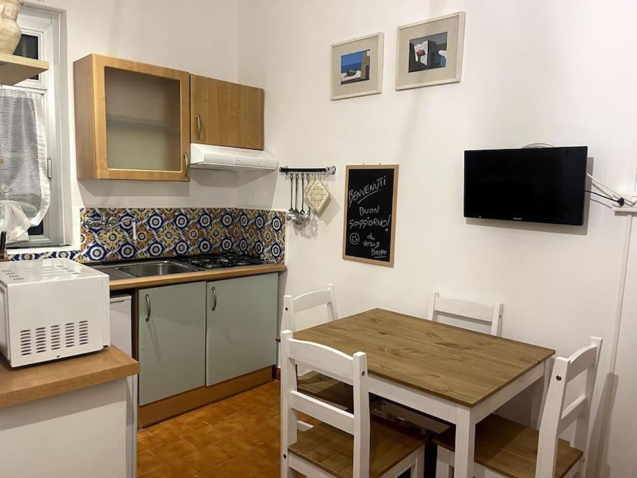 Ridi Che Ti Passa In Vico Lavagna Διαμέρισμα Γένοβα Εξωτερικό φωτογραφία